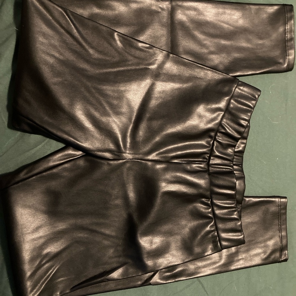 H&M Black Leather Looking leggings
